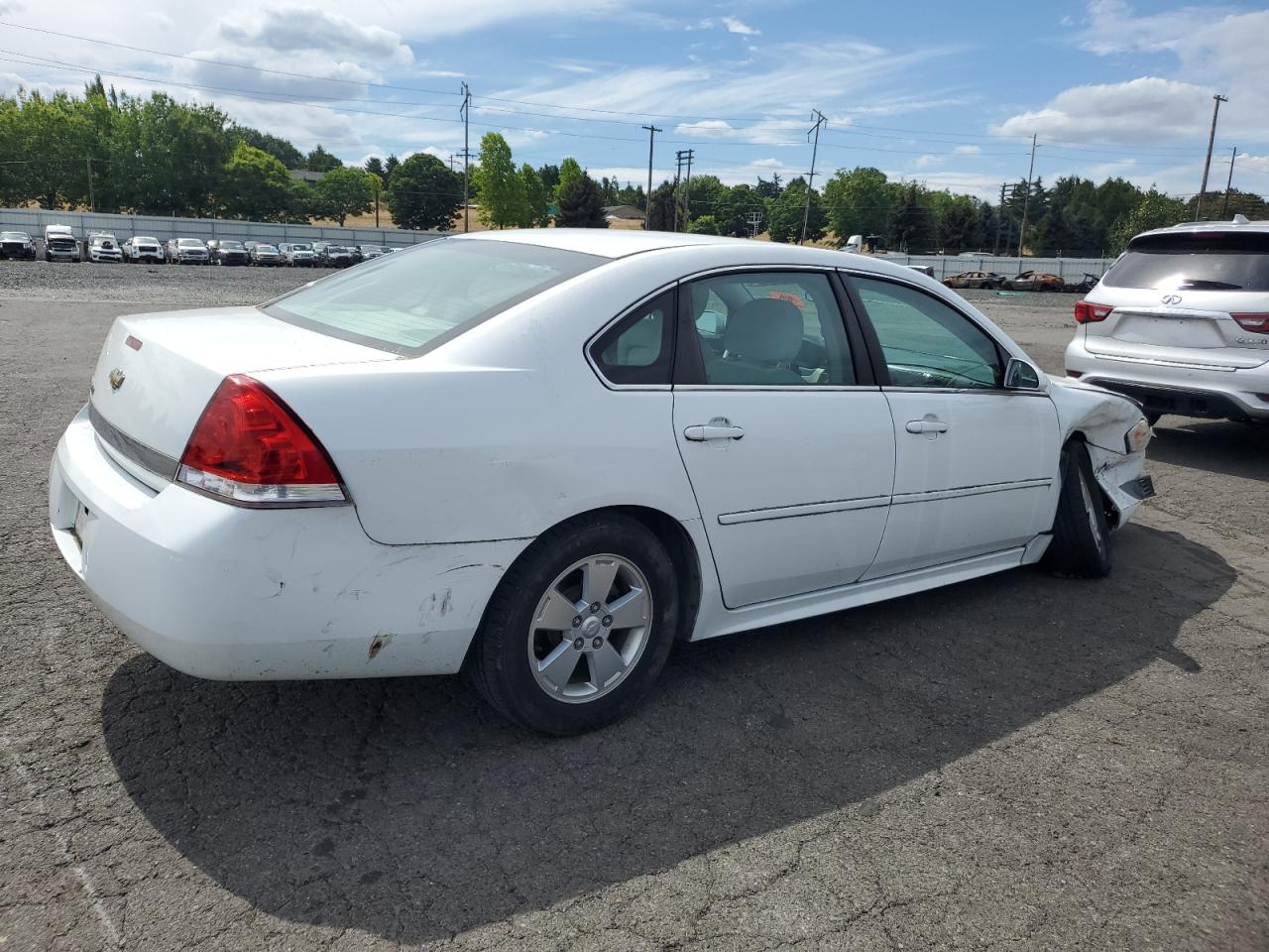 2010 Chevrolet Impala - Image 3