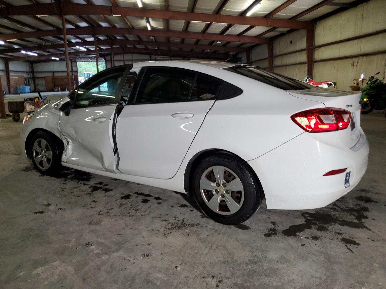 2017 Chevrolet Cruze Ls VIN: 1G1BC5SM3H7272986 Lot: 66113704