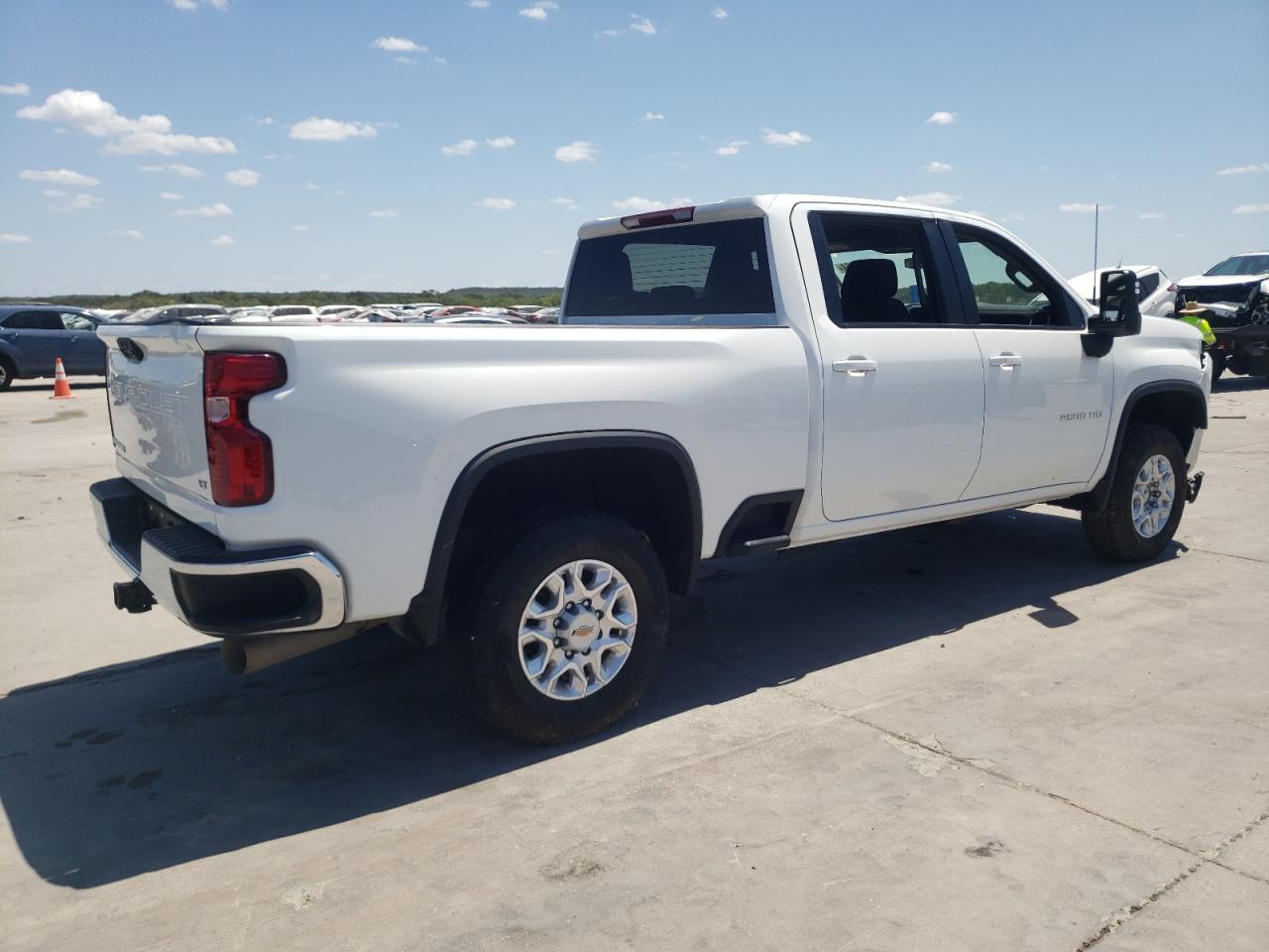 2022 Chevrolet Silverado - Image 3