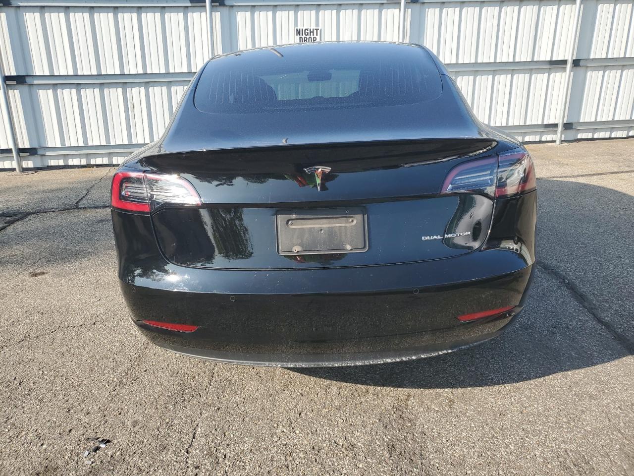 2019 Tesla Model 3 VIN: 5YJ3E1EB8KF453396 Lot: 68412924