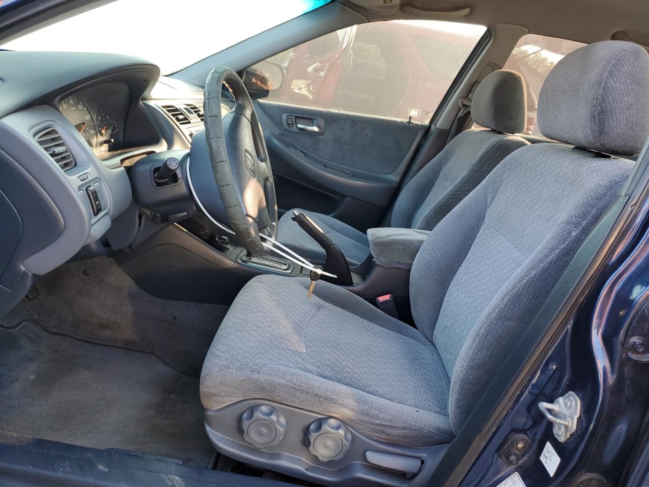 2001 Honda Accord Lx VIN: 1HGCG66511A077942 Lot: 68271964