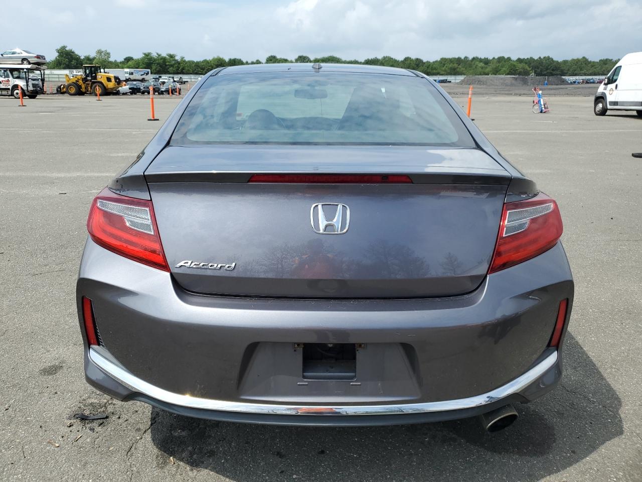 1HGCT1B82GA000150 2016 Honda Accord Exl