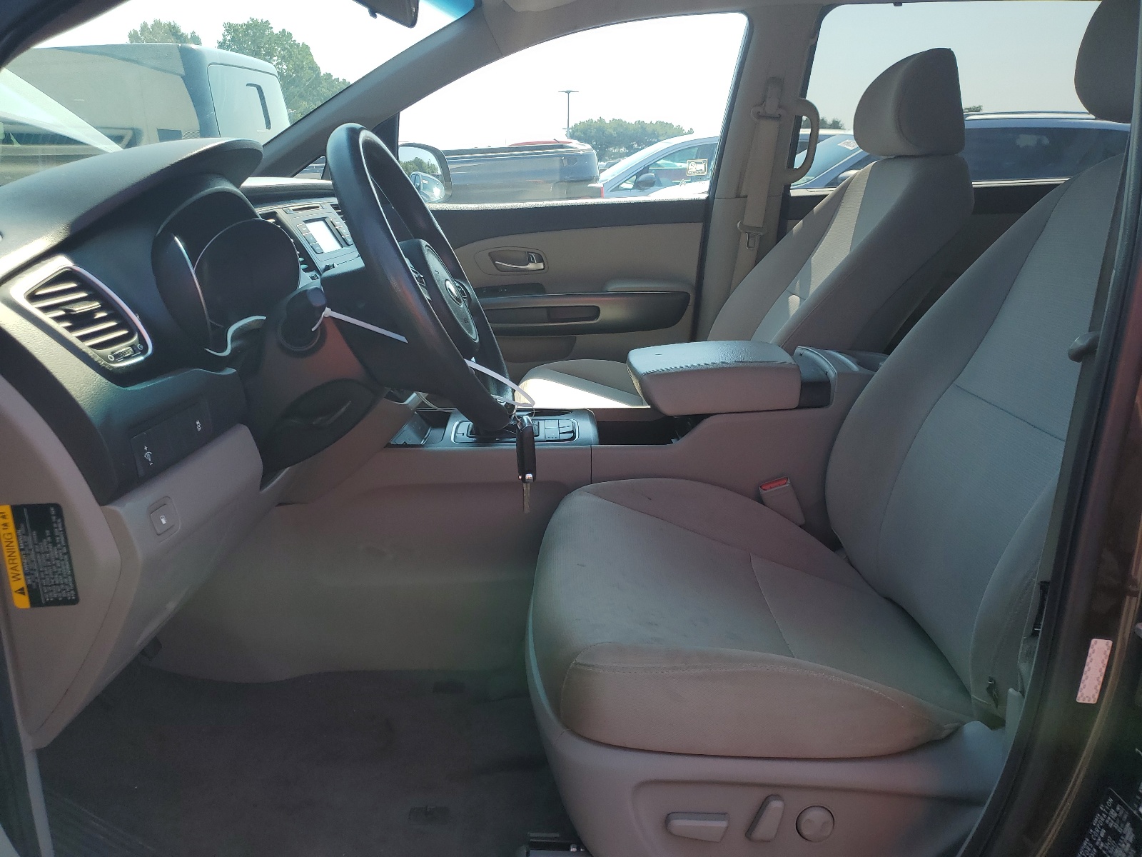 2015 Kia Sedona Lx vin: KNDMB5C16F6073005