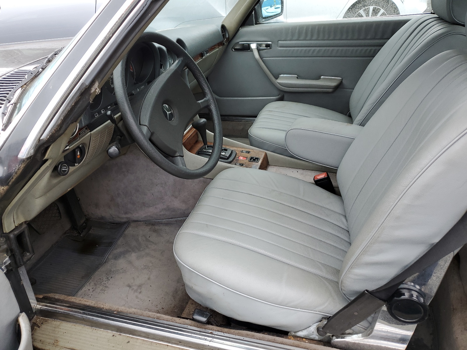 WDBBA45C7FA026581 1985 Mercedes-Benz 380 Sl