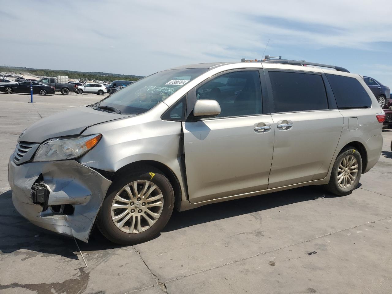 5TDYK3DC0FS673525 2015 TOYOTA SIENNA - Image 1