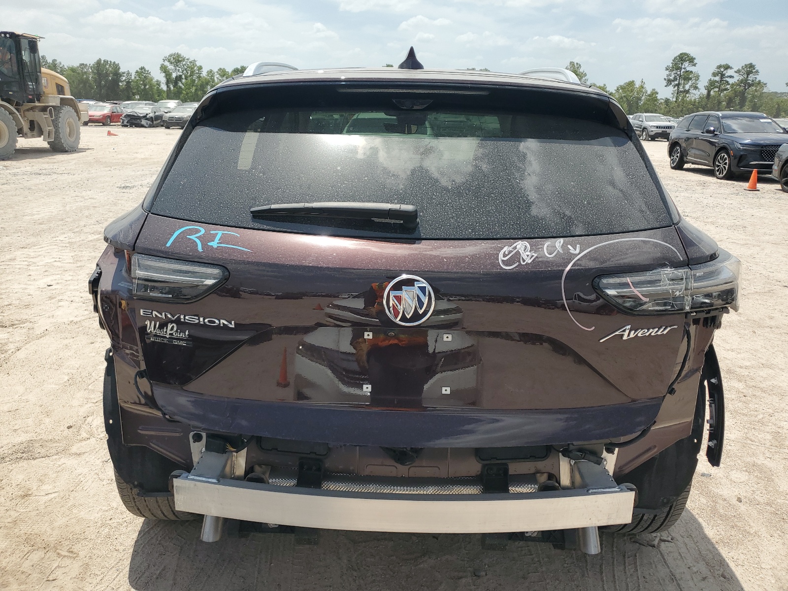 LRBFZRR4XND120462 2022 Buick Envision Avenir