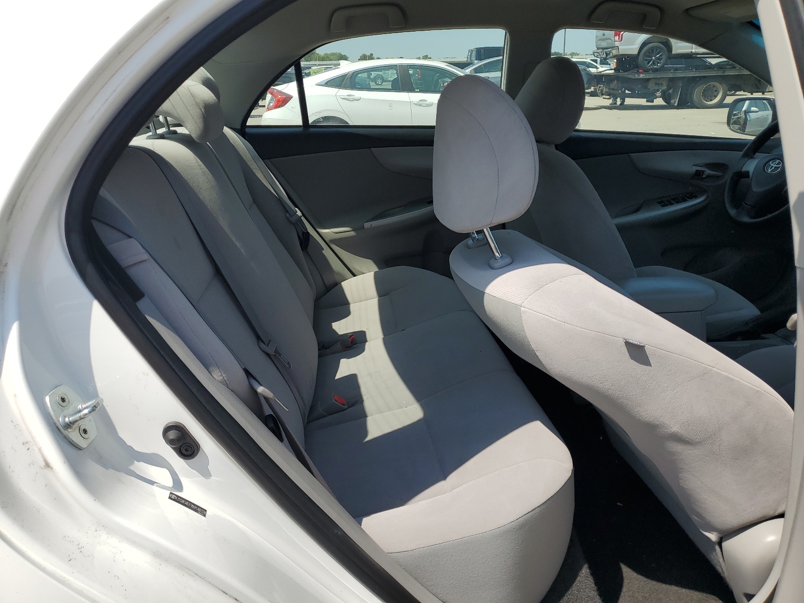 JTDBU4EE9B9148378 2011 Toyota Corolla Base