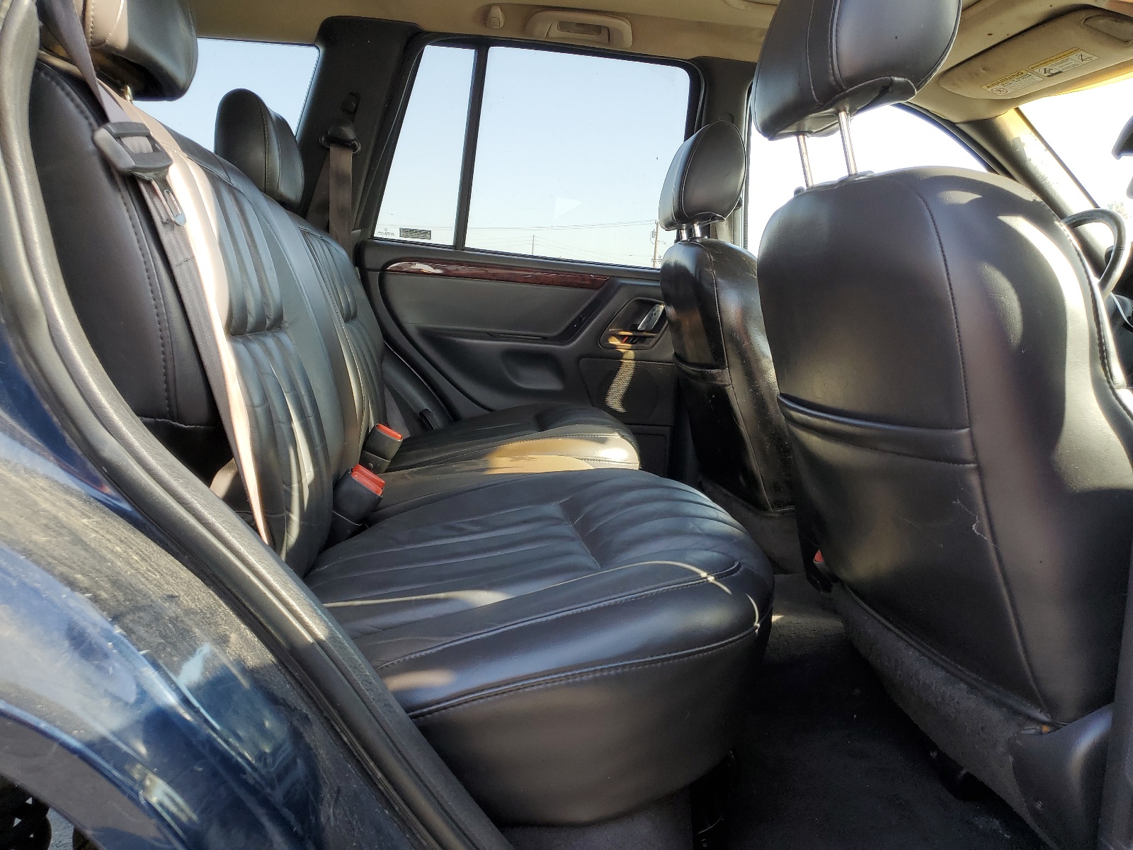 1J4GW58N8YC233476 2000 Jeep Grand Cherokee Limited