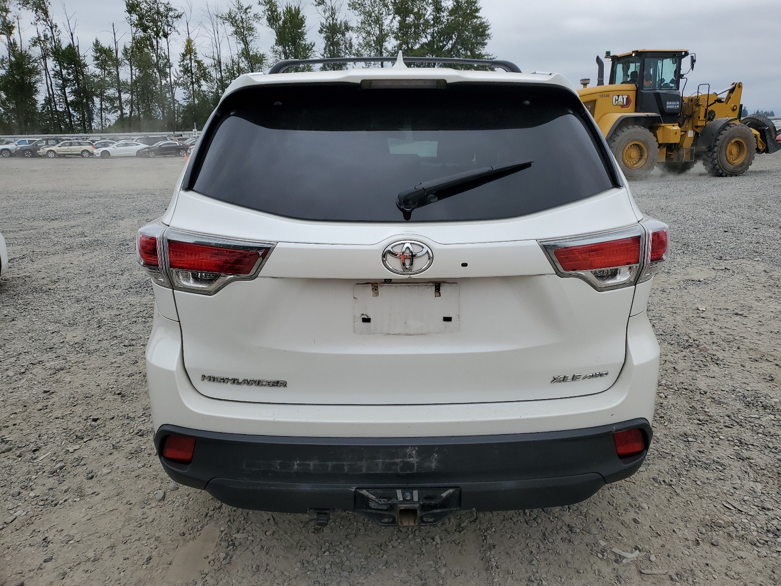 5TDJKRFH0FS124324 2015 Toyota Highlander Xle