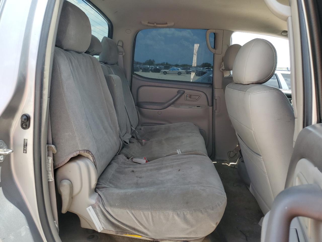 2006 Toyota Tundra - Image 10