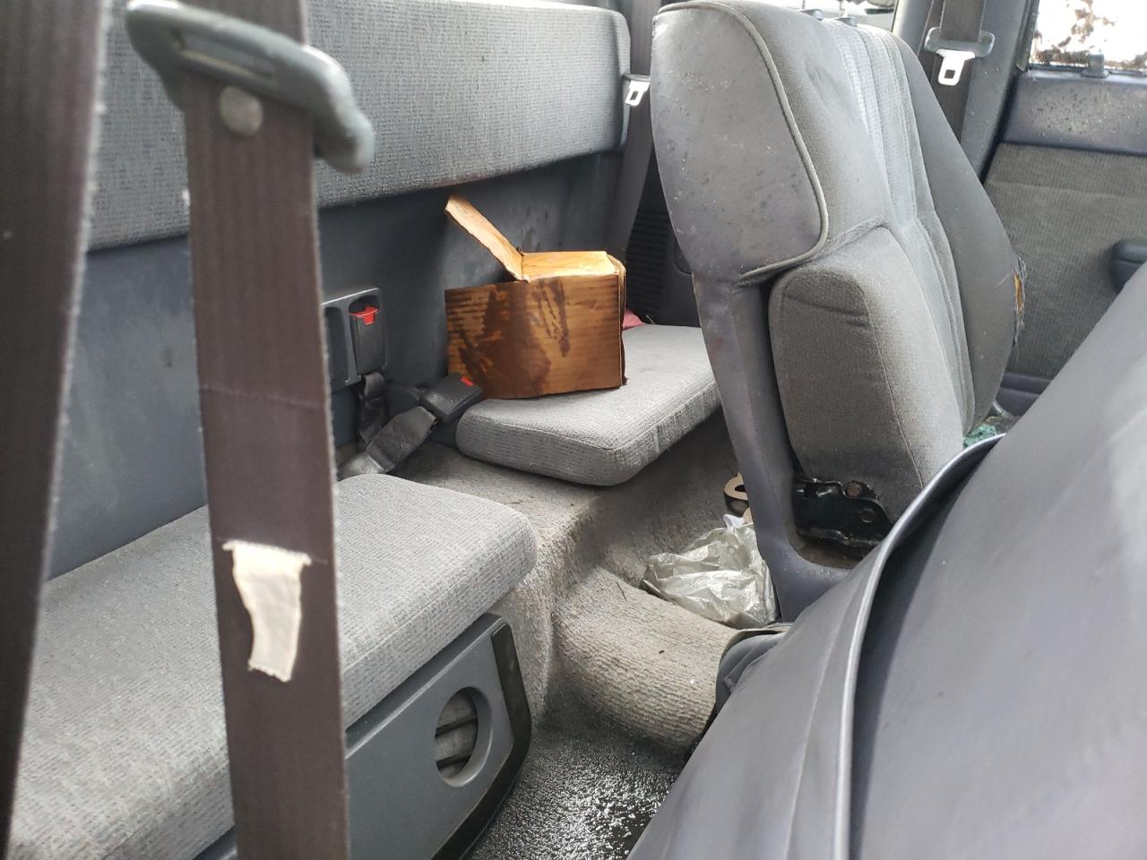 1998 Toyota Tacoma Xtracab VIN: 4TAWN72N2WZ102770 Lot: 66045574