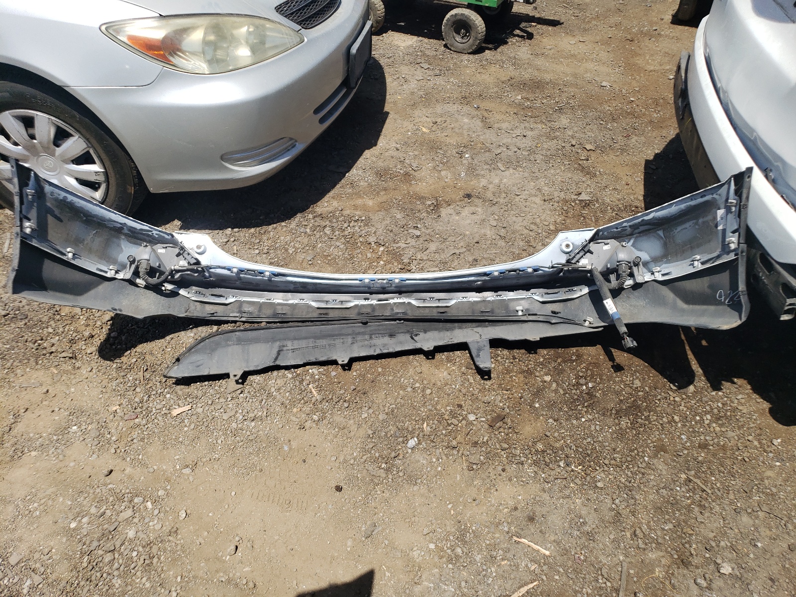 JTMZFREV5HJ139383 2017 Toyota Rav4 Le