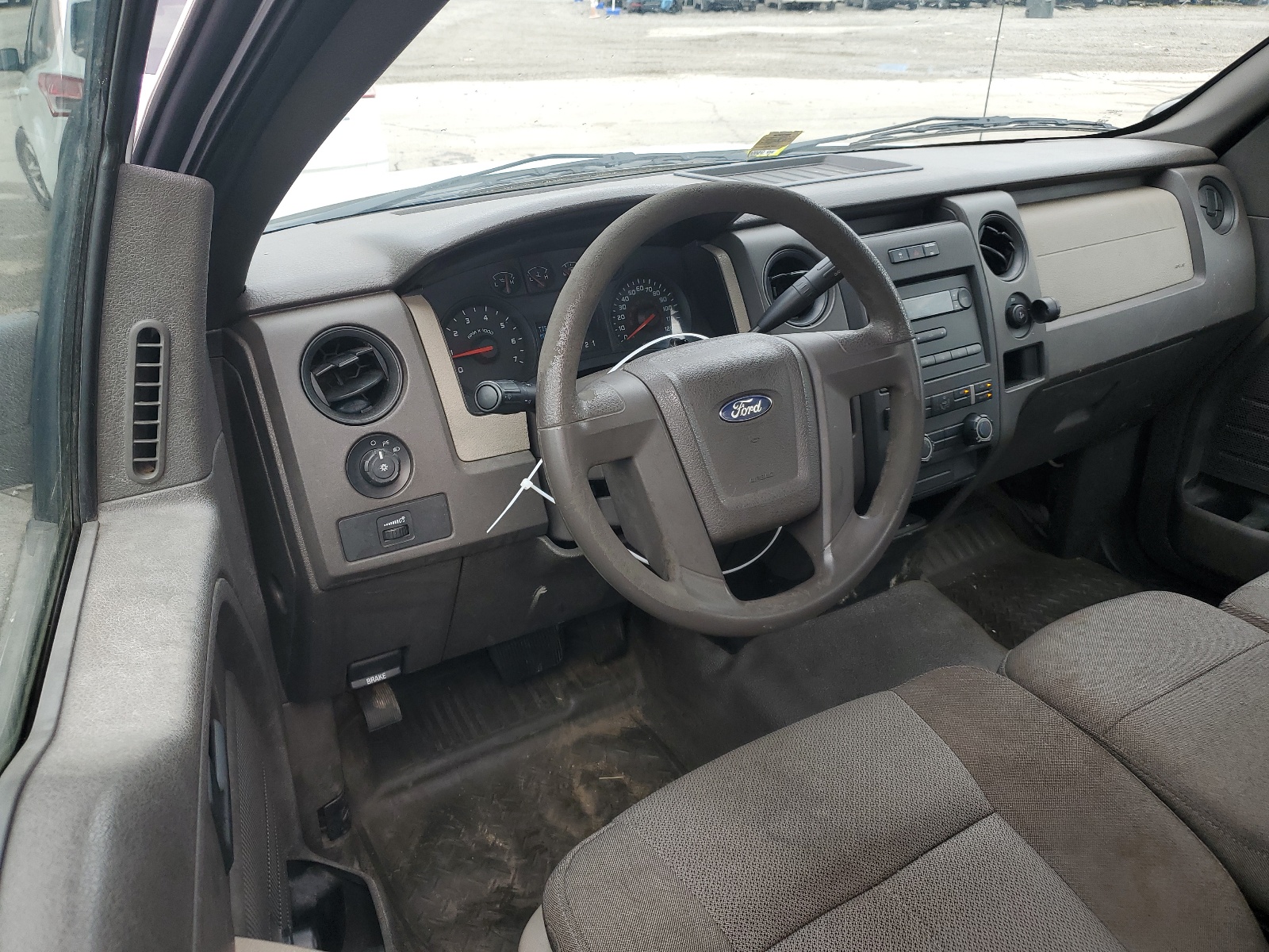 1FTRF12W49KB23699 2009 Ford F150