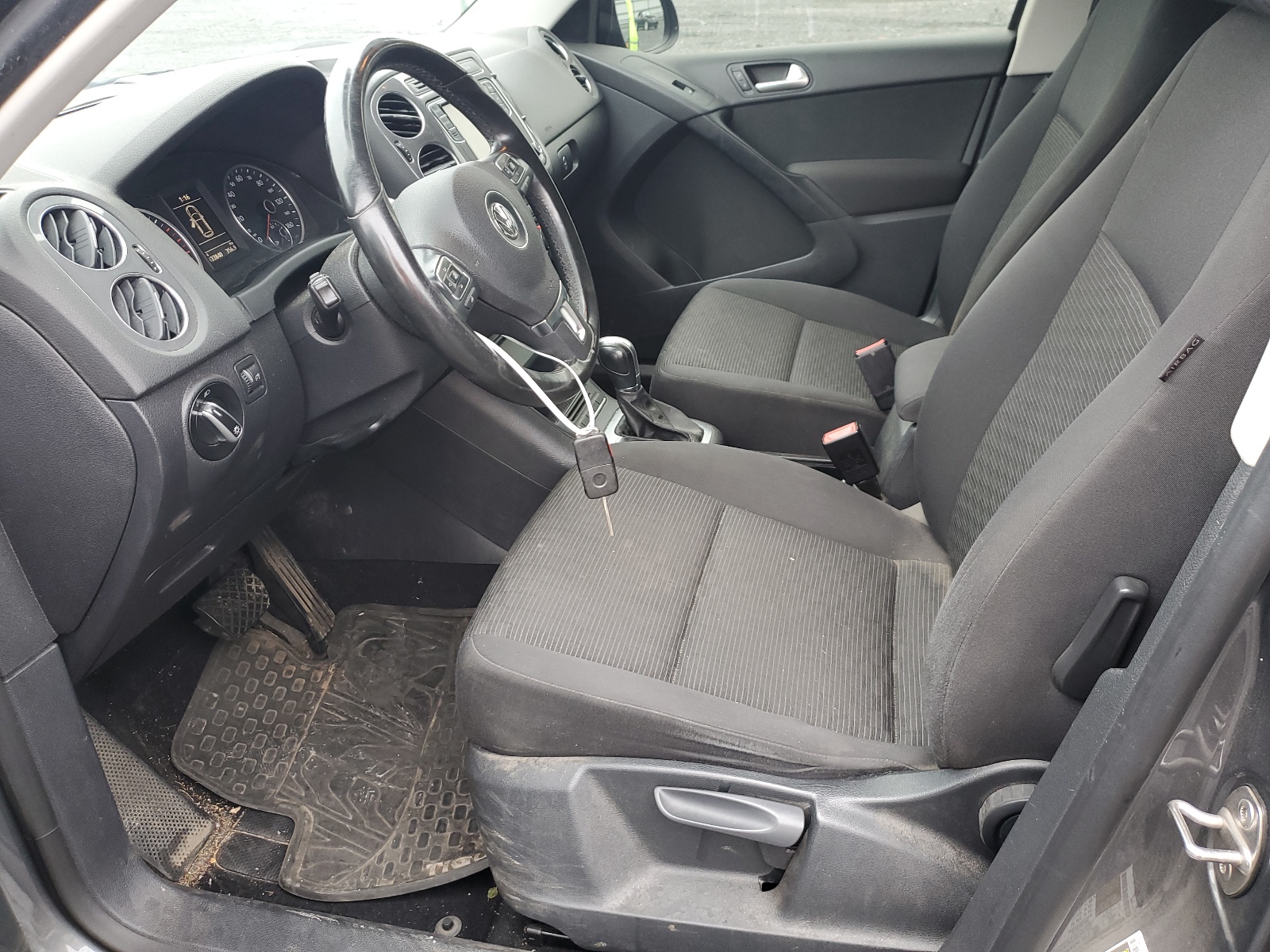 WVGBV3AX9DW602482 2013 Volkswagen Tiguan S