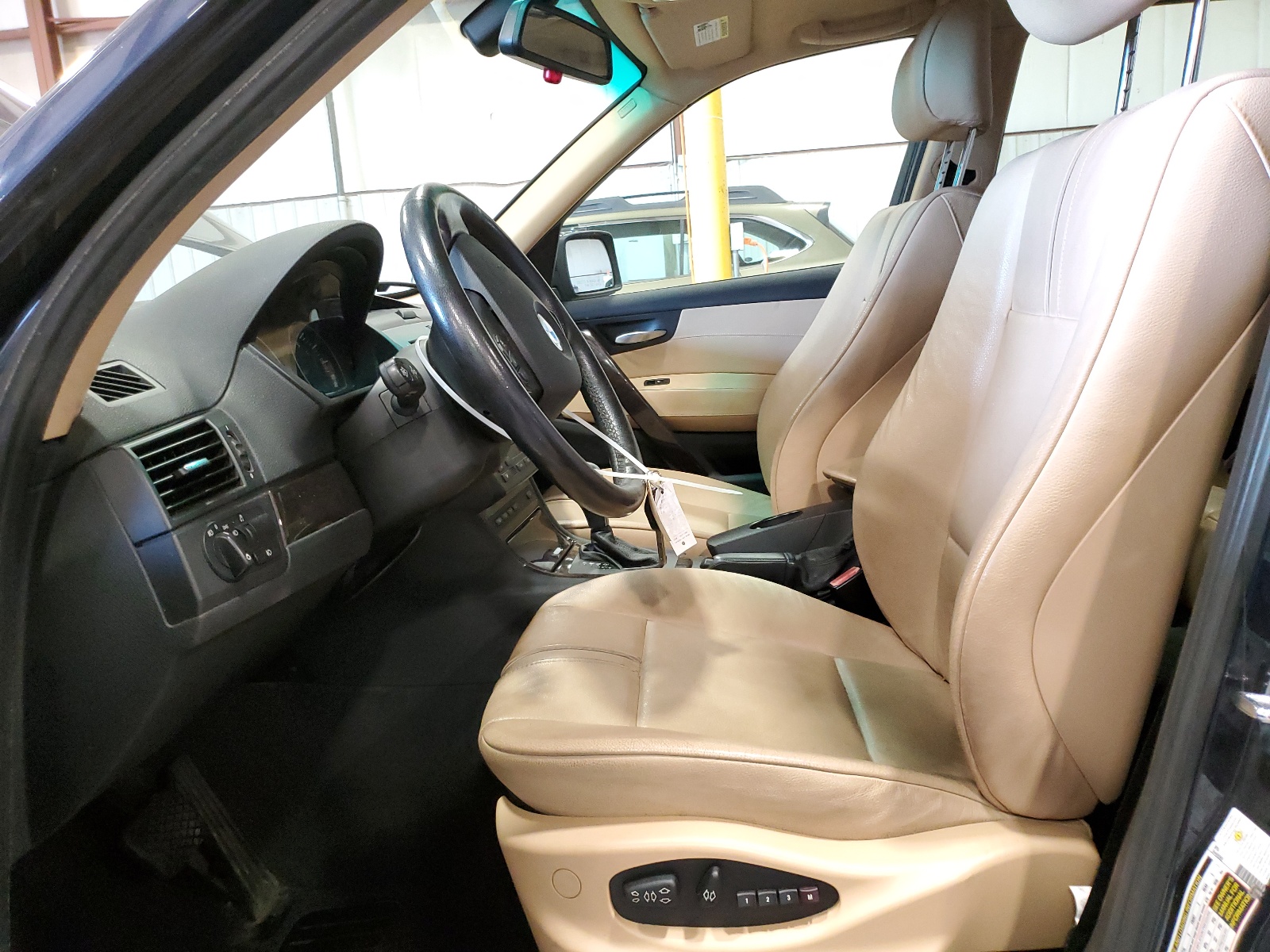 WBXPC93497WF21028 2007 BMW X3 3.0Si