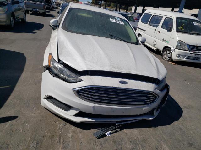 Sedans FORD FUSION 2017 White