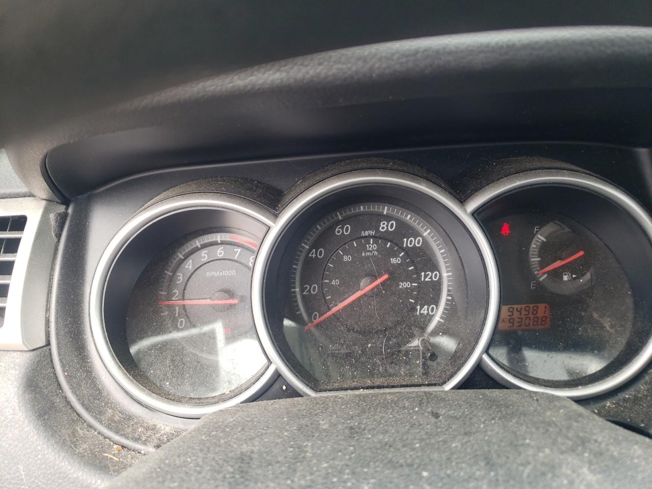 2012 Nissan Versa - Image 9