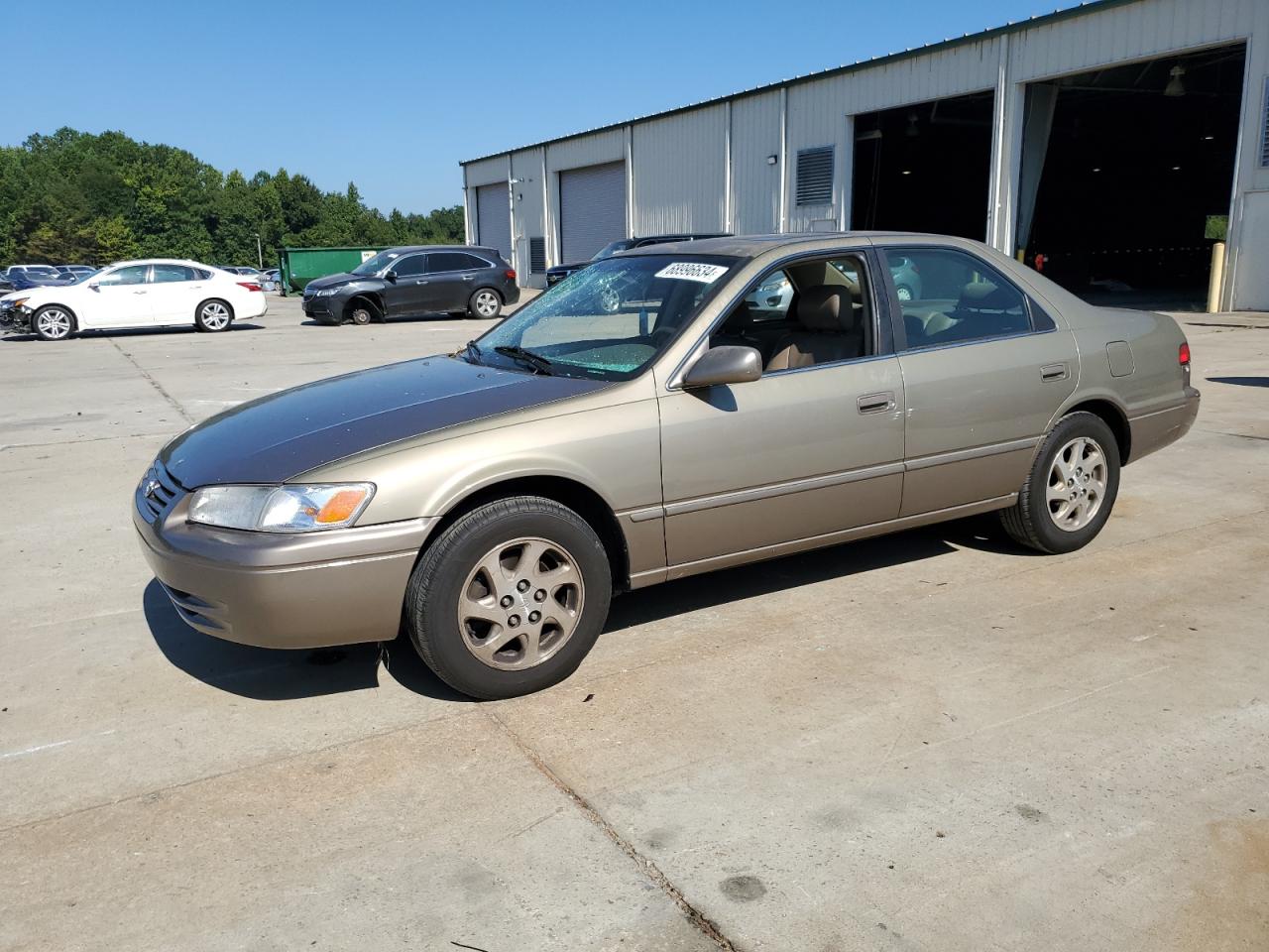 1999 Toyota Camry Le VIN: JT2BF28K2X0160845 Lot: 68996634