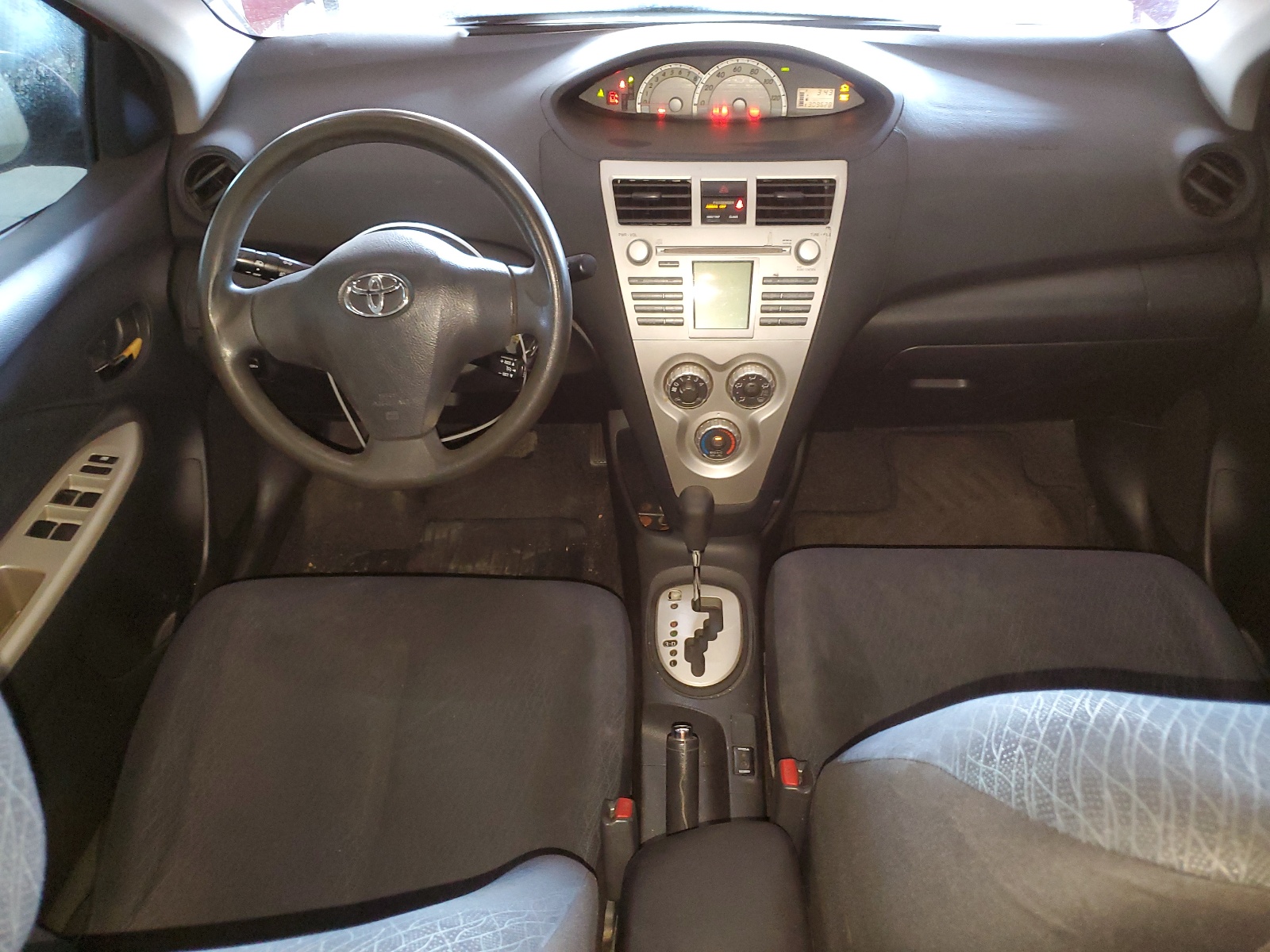 JTDBT923571061795 2007 Toyota Yaris