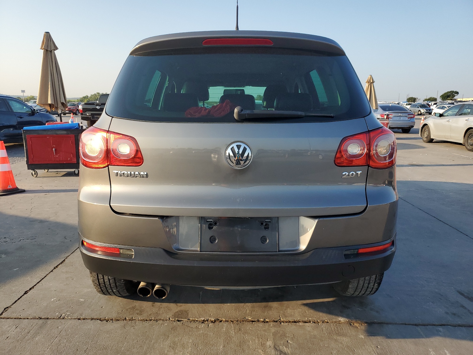 WVGAV7AX0AW508764 2010 Volkswagen Tiguan S