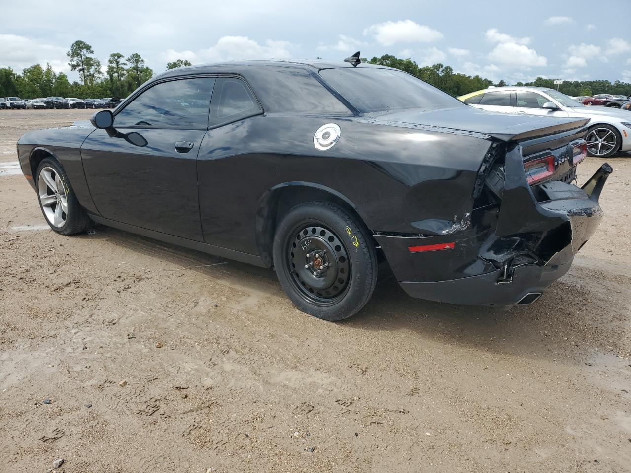 2C3CDZAG8GH284487 2016 DODGE CHALLENGER - Image 2