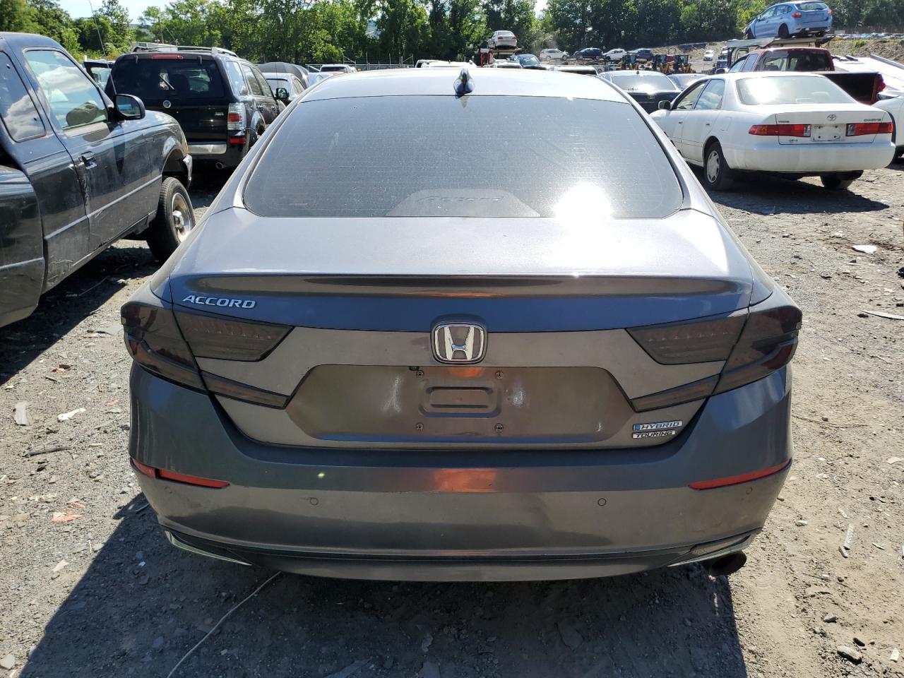 2018 Honda Accord Touring Hybrid VIN: 1HGCV3F9XJA014586 Lot: 66394224