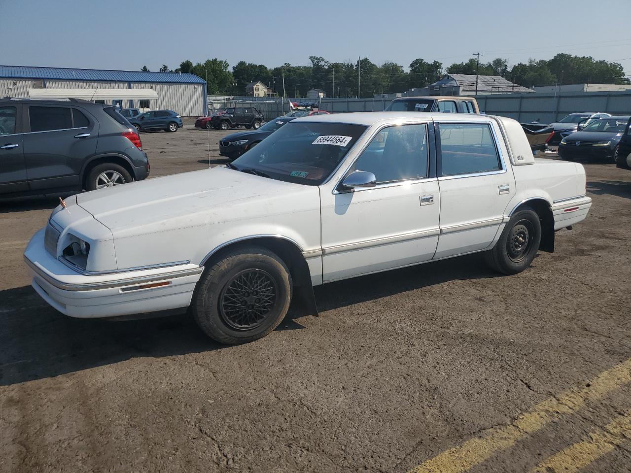 1993 Chrysler New Yorker C-Body Salon VIN: 1C3XC66R7PD157692 Lot: 65944564