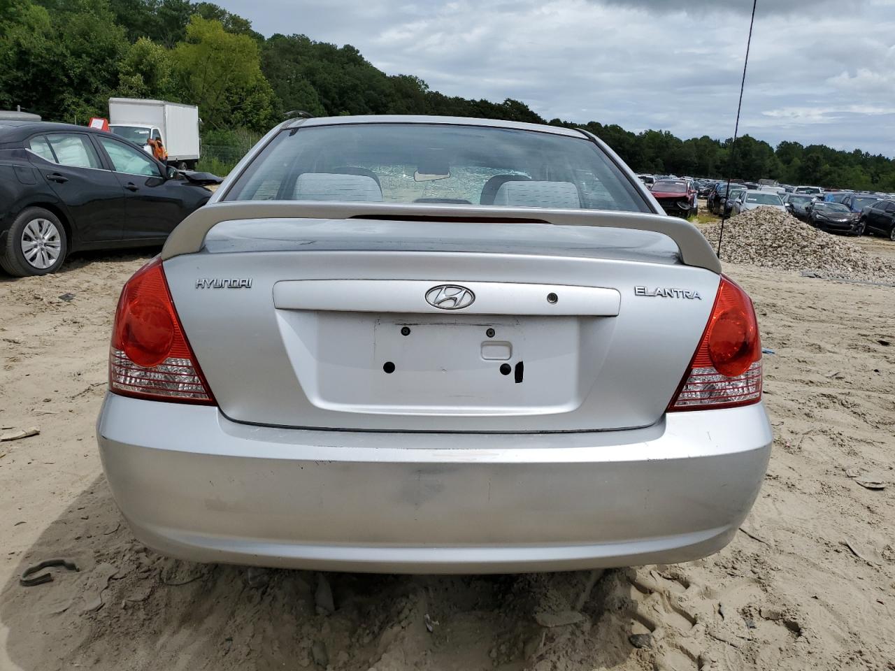 2005 Hyundai Elantra Gls VIN: KMHDN46D35U929437 Lot: 66130224