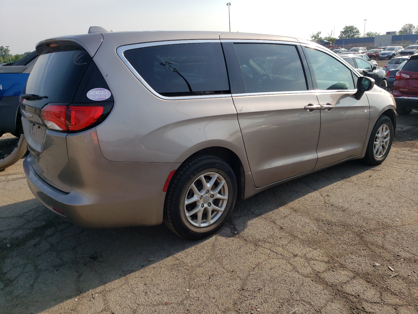 2C4RC1DG5HR654540 2017 Chrysler Pacifica Touring