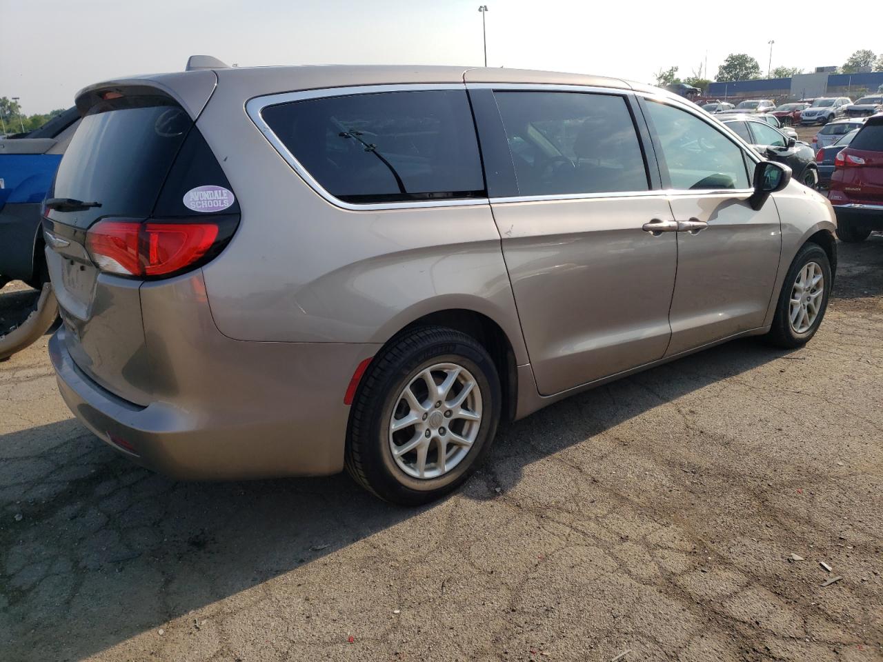 2017 Chrysler Pacifica Touring VIN: 2C4RC1DG5HR654540 Lot: 40806072