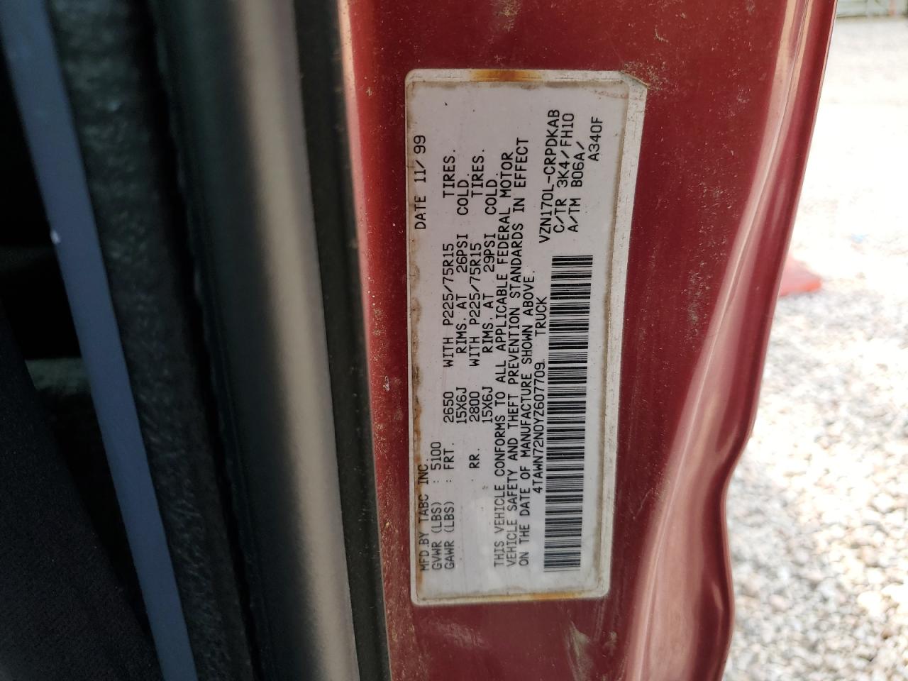 2000 Toyota Tacoma Xtracab VIN: 4TAWN72N0YZ607709 Lot: 68005274