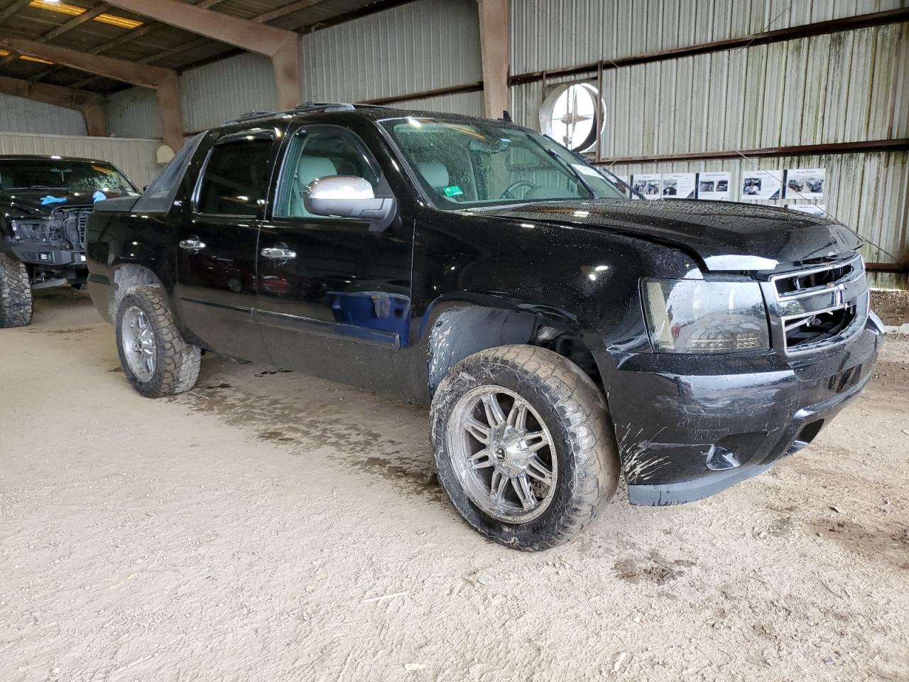 2007 Chevrolet Avalanche C1500 VIN: 3GNEC12027G270392 Lot: 69520294