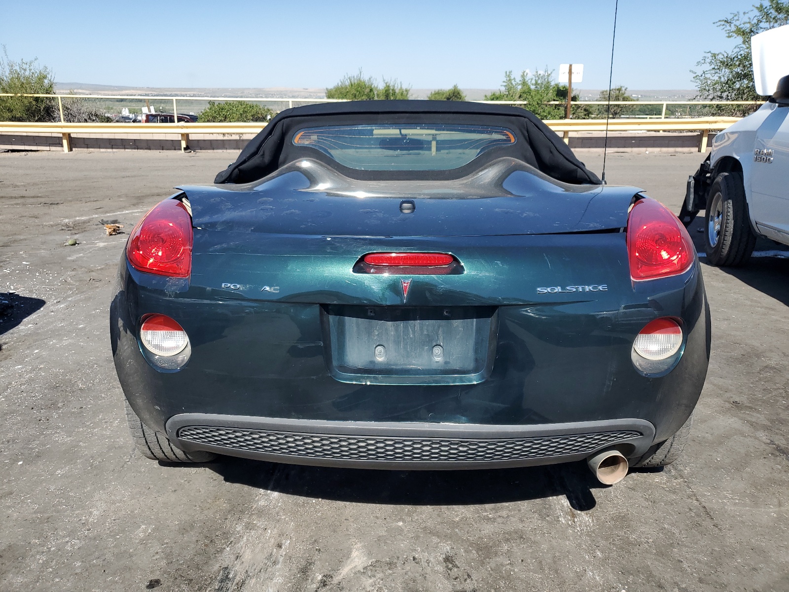 1G2MB33B66Y112049 2006 Pontiac Solstice