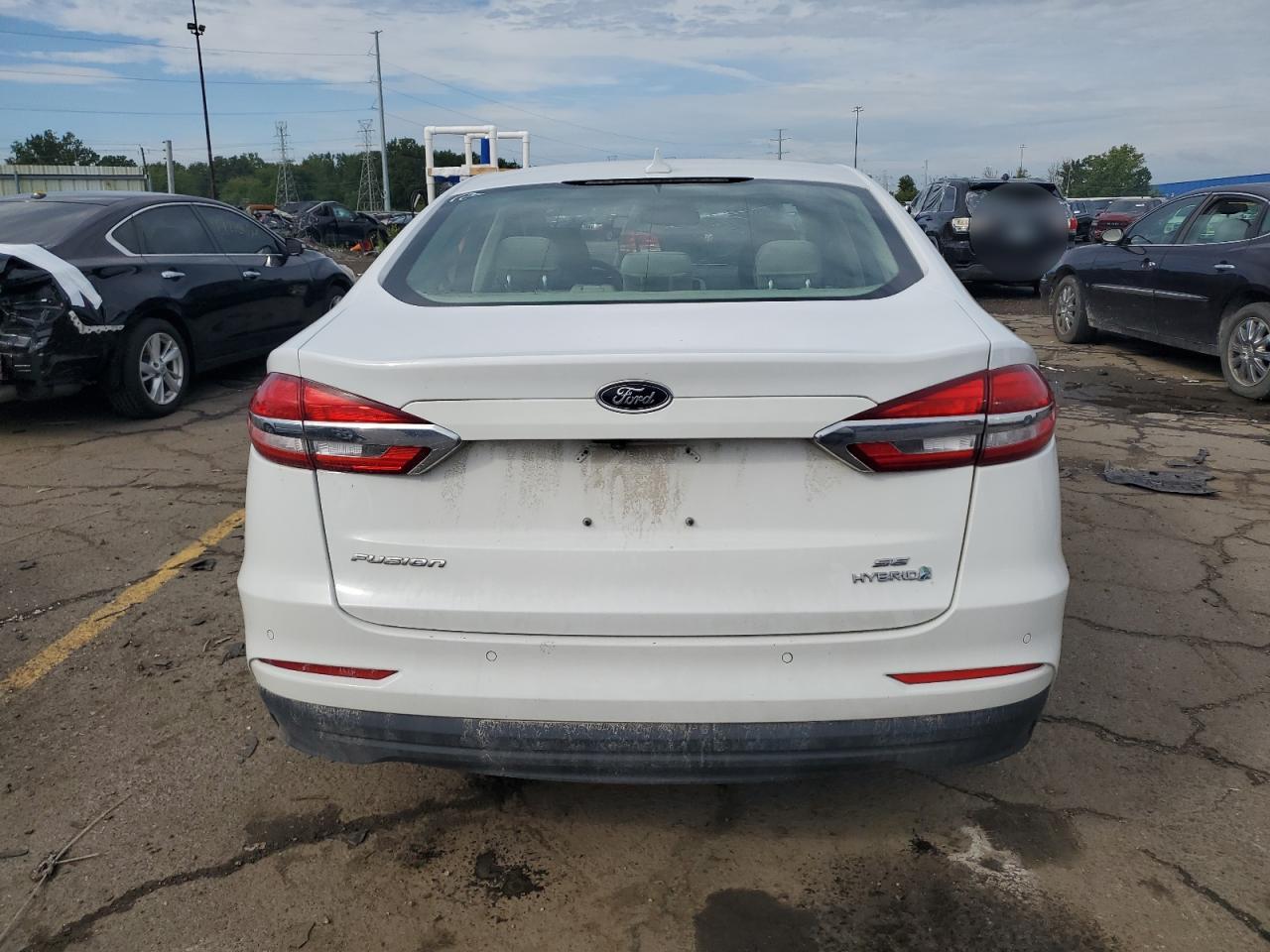 2019 Ford Fusion Se VIN: 3FA6P0LU4KR187661 Lot: 68459204