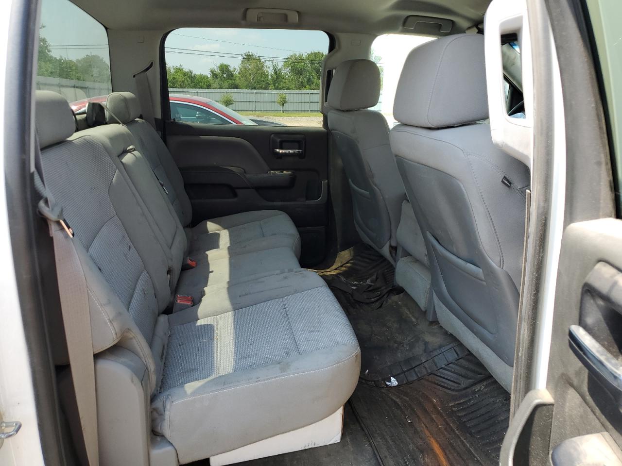 2014 Chevrolet Silverado - Image 10