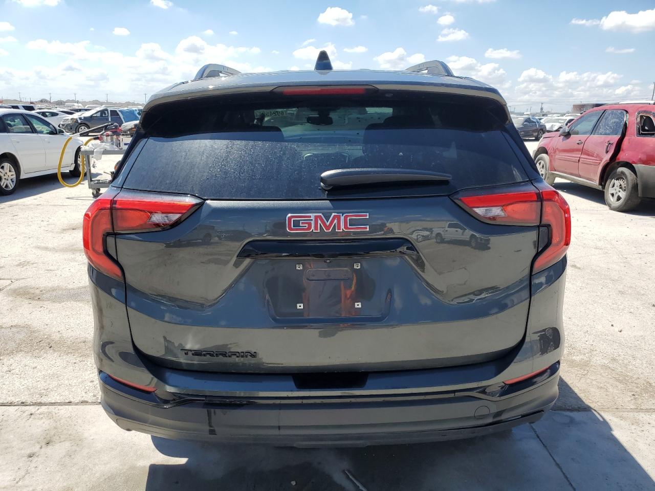 2021 GMC Terrain - Image 6