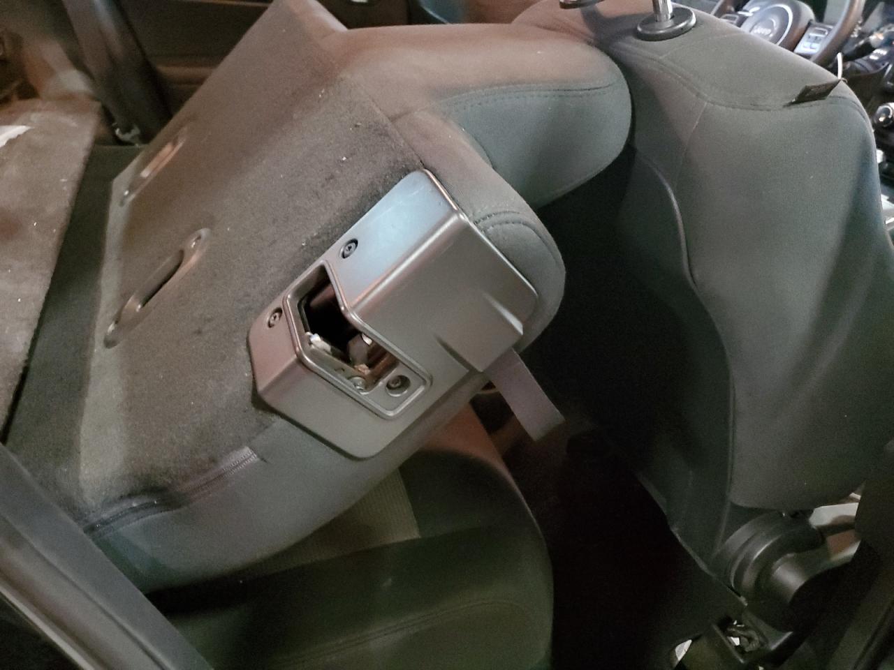 2016 Jeep Compass Sport VIN: 1C4NJCBA8GD641409 Lot: 65324194