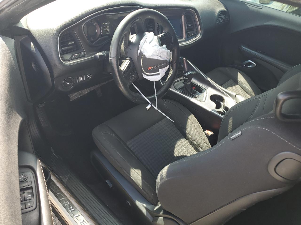2018 Dodge Challenger Sxt VIN: 2C3CDZAGXJH339268 Lot: 67077194