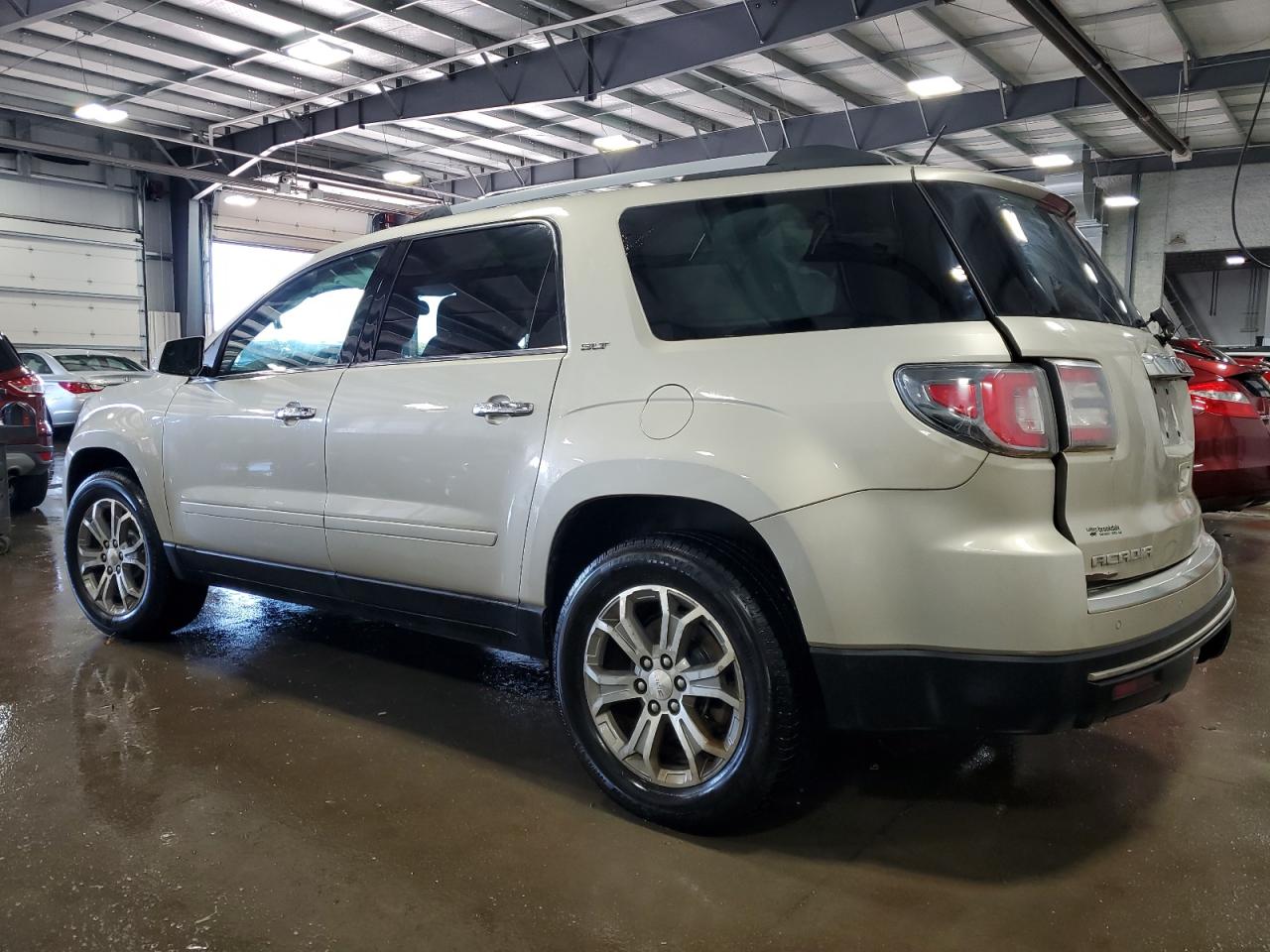 2014 GMC Acadia - Image 2