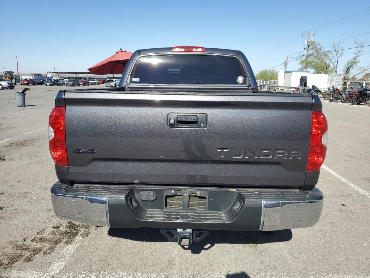 5TFDW5F15KX825653 2019 Toyota Tundra Crewmax Sr5