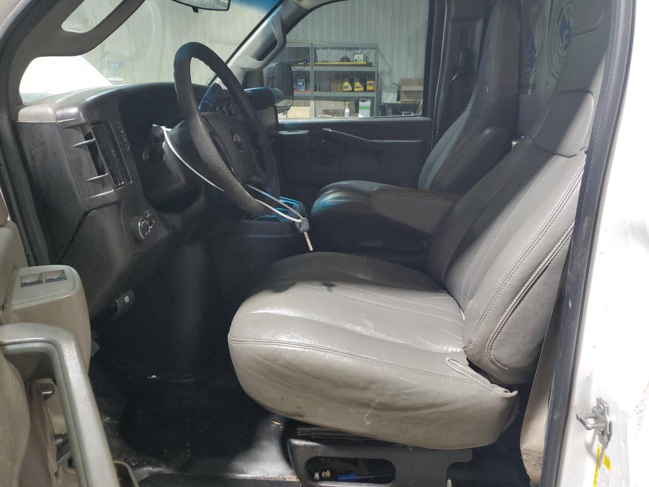 2016 Chevrolet Express G2500 VIN: 1GCWGAFFXG1135210 Lot: 66283104