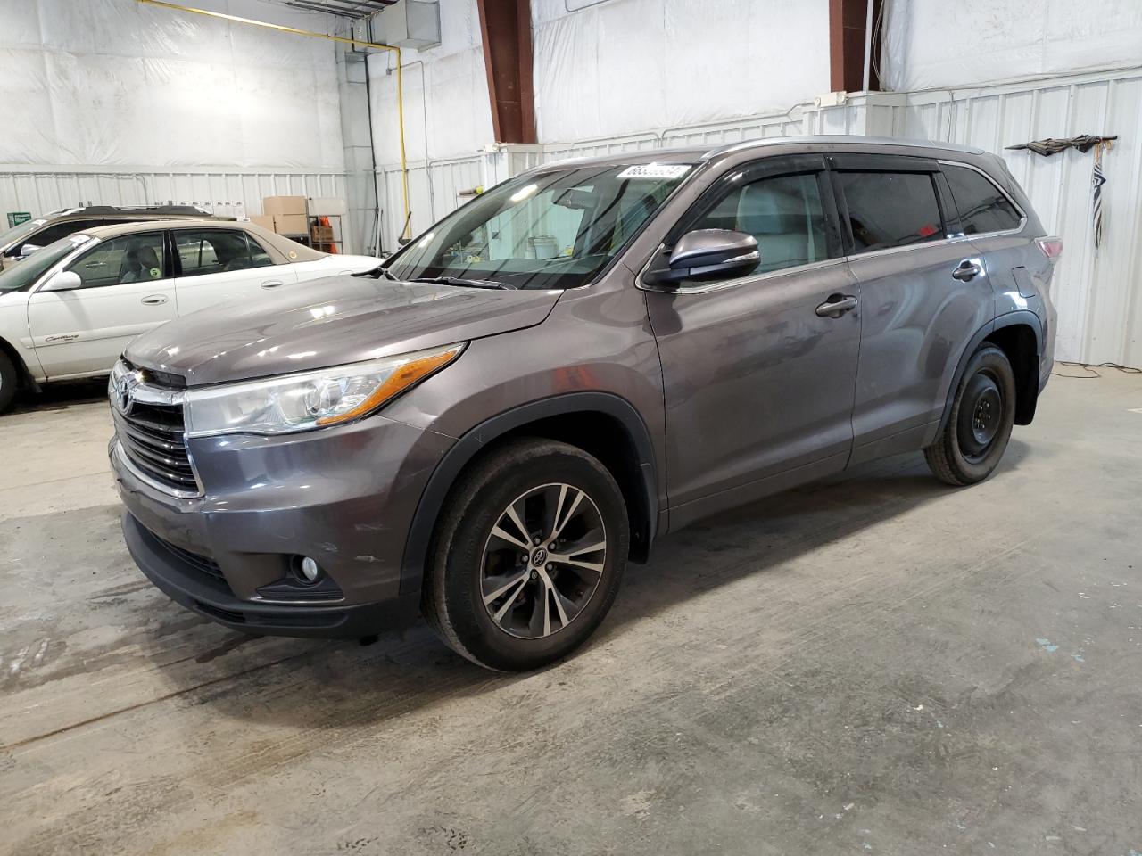 5TDJKRFH1GS304543 2016 TOYOTA HIGHLANDER - Image 1