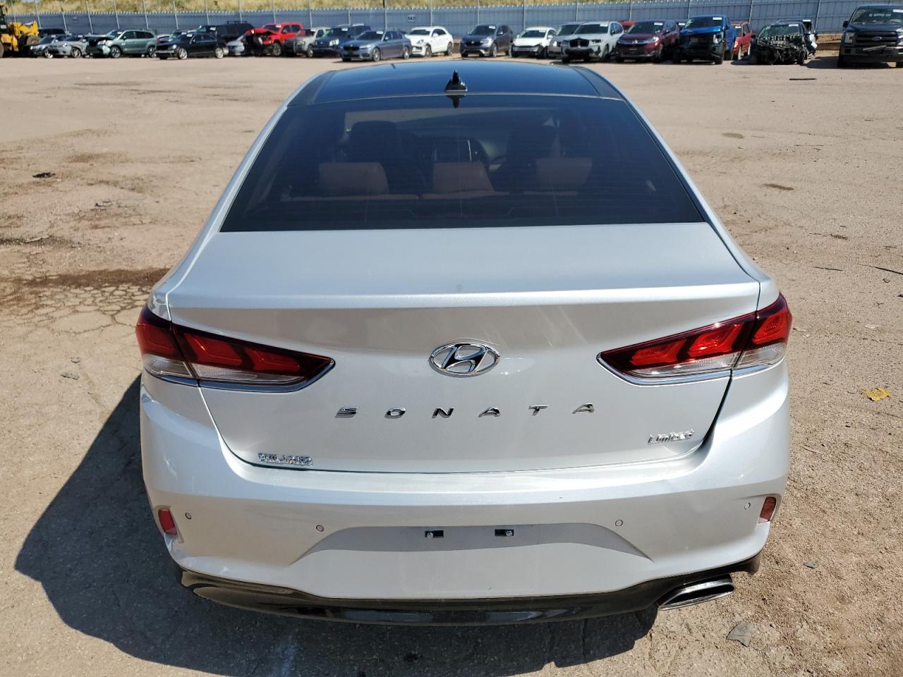 2019 Hyundai Sonata Limited VIN: 5NPE34AFXKH771465 Lot: 66302314