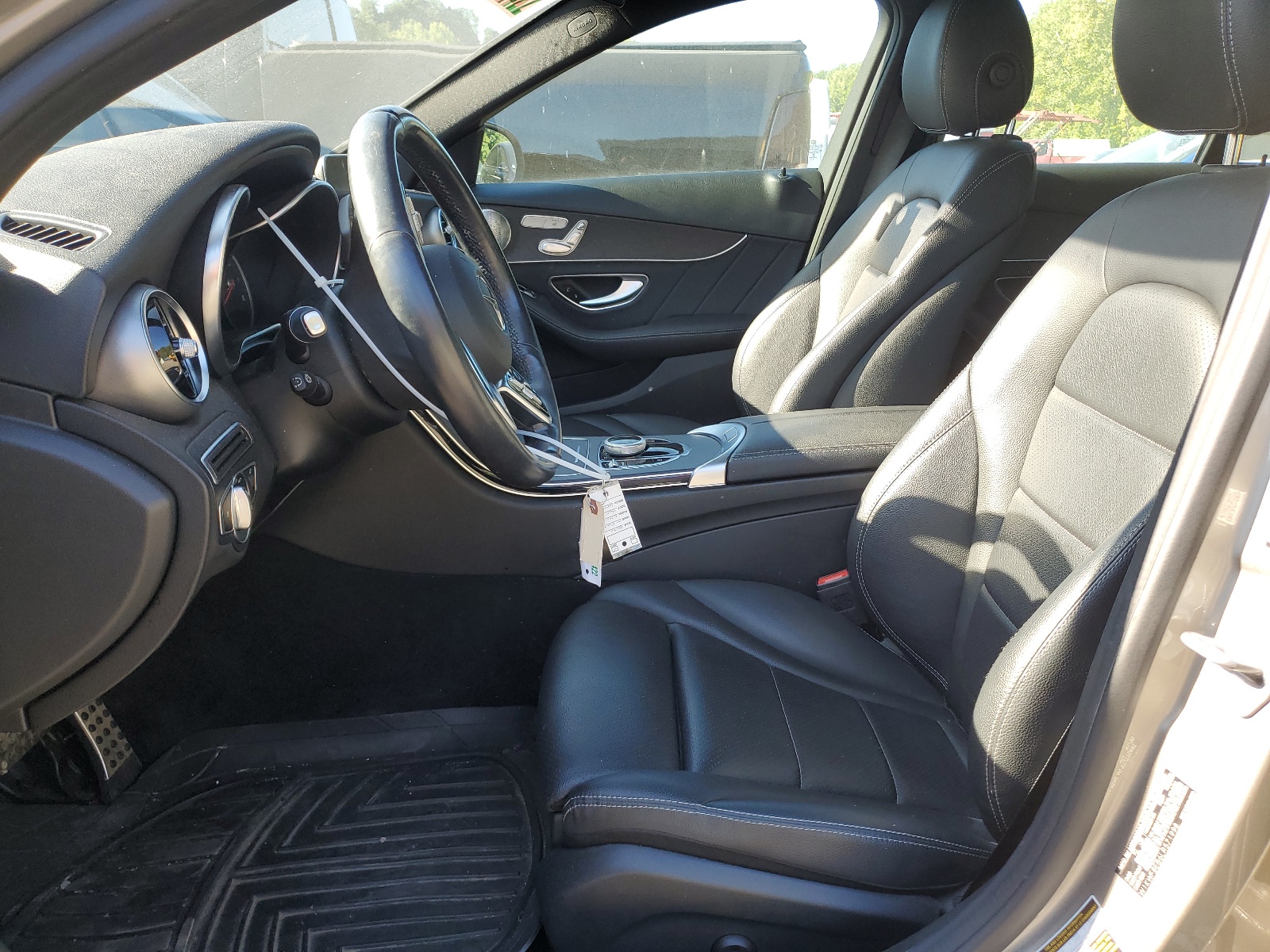 W1KWF8EB6LR571998 2020 Mercedes-Benz C 300 4Matic