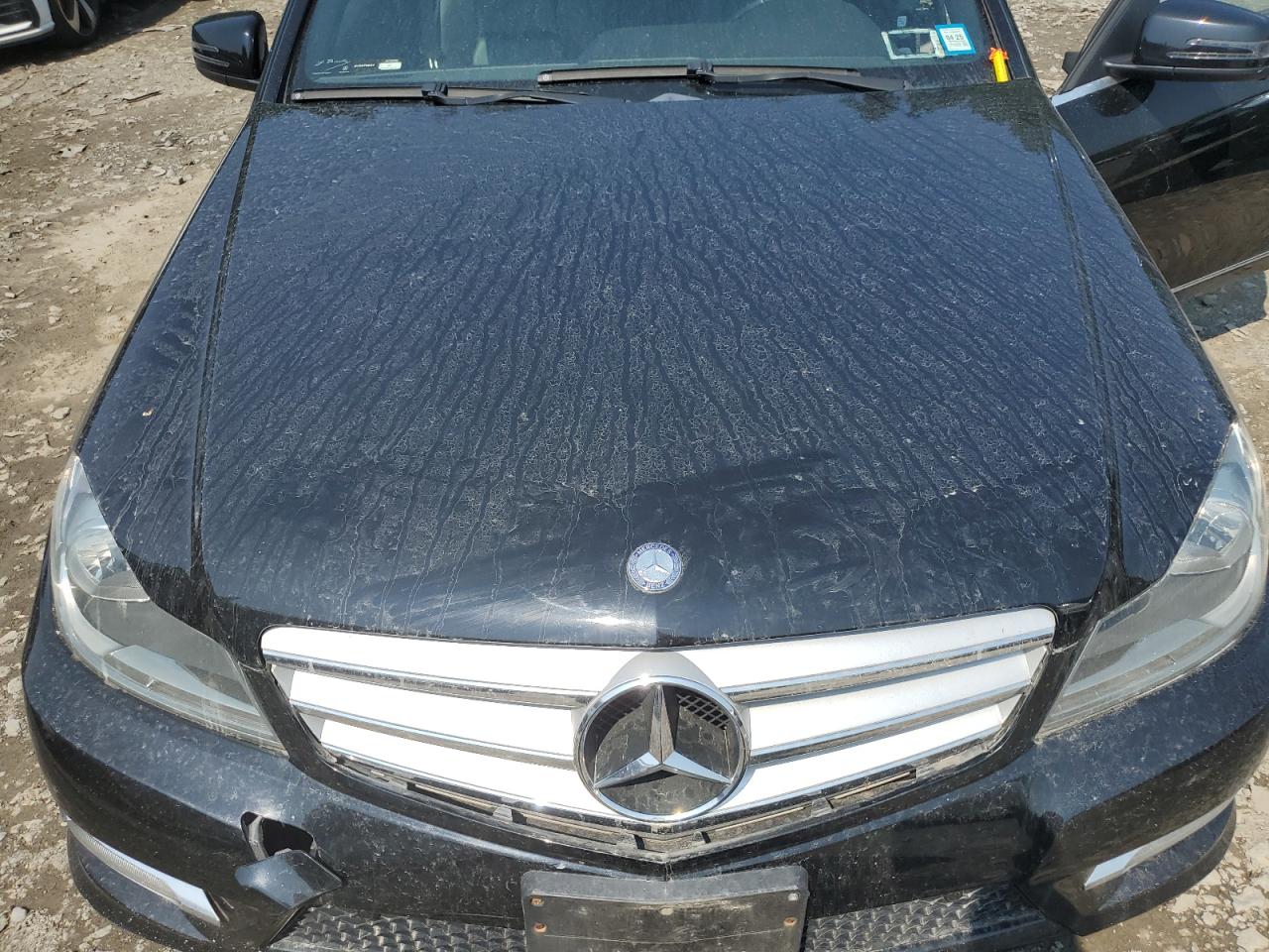 2012 Mercedes-Benz C 300 4Matic VIN: WDDGF8BB8CA624028 Lot: 64692974