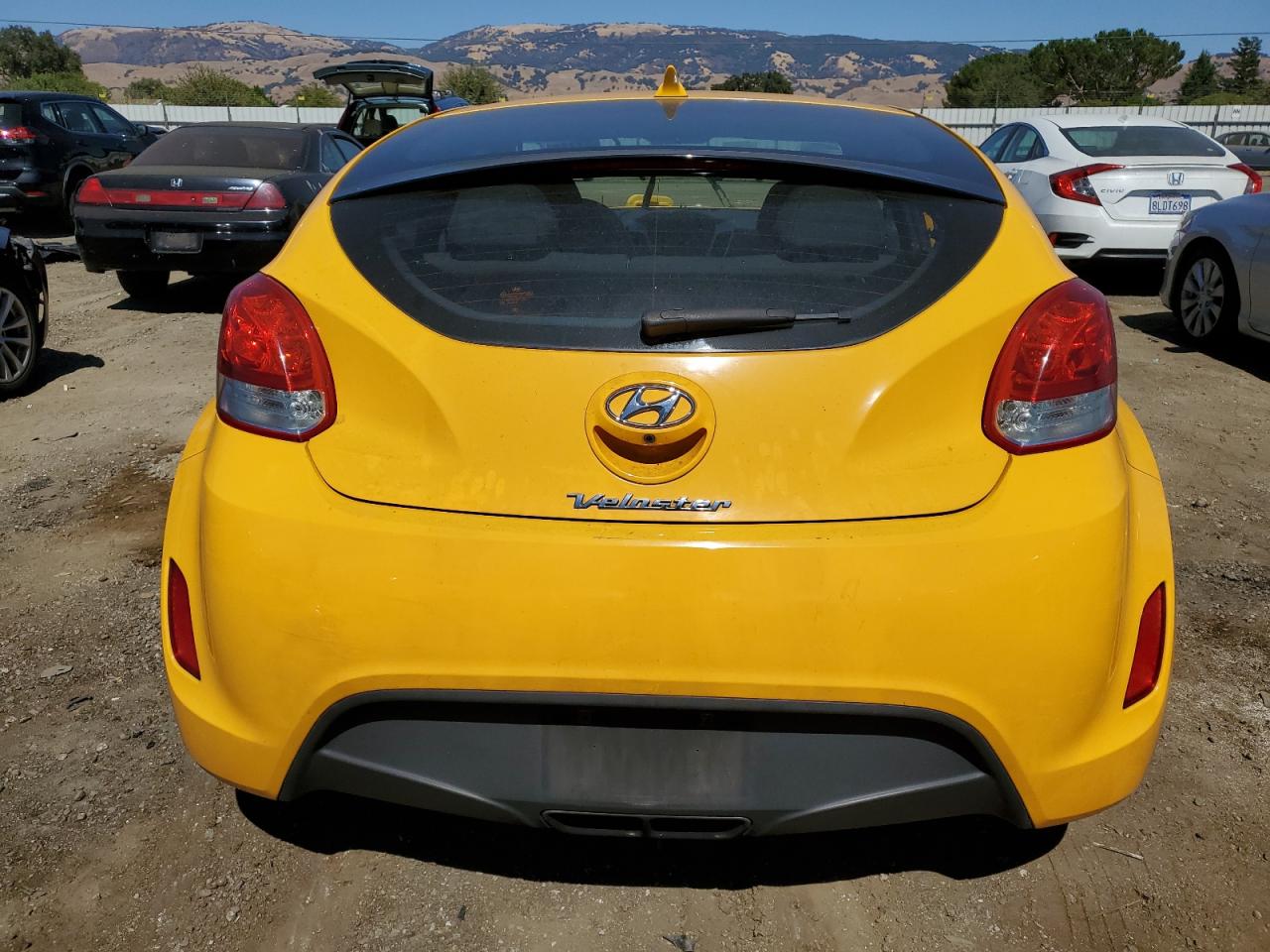 2015 Hyundai Veloster VIN: KMHTC6AD9FU224227 Lot: 67112454