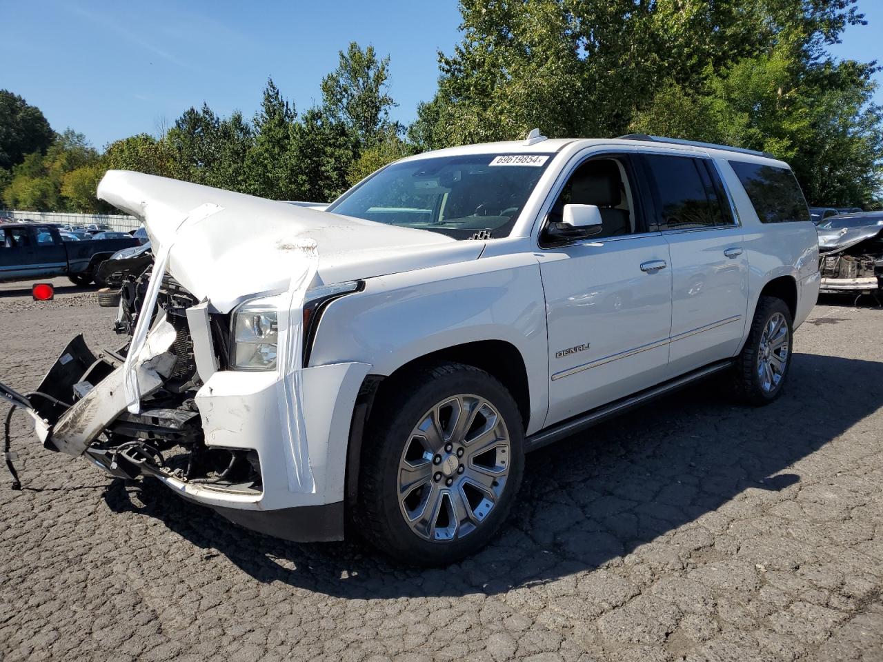 2016 GMC Yukon Xl Denali VIN: 1GKS2HKJ3GR145261 Lot: 69619854