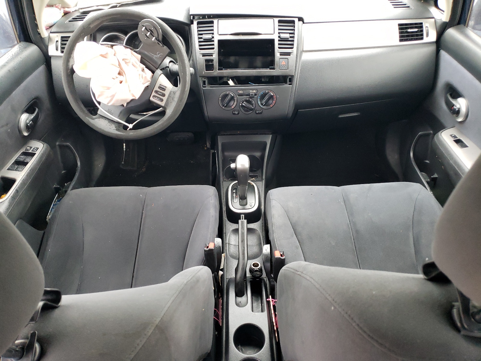 3N1BC11E69L371263 2009 Nissan Versa S