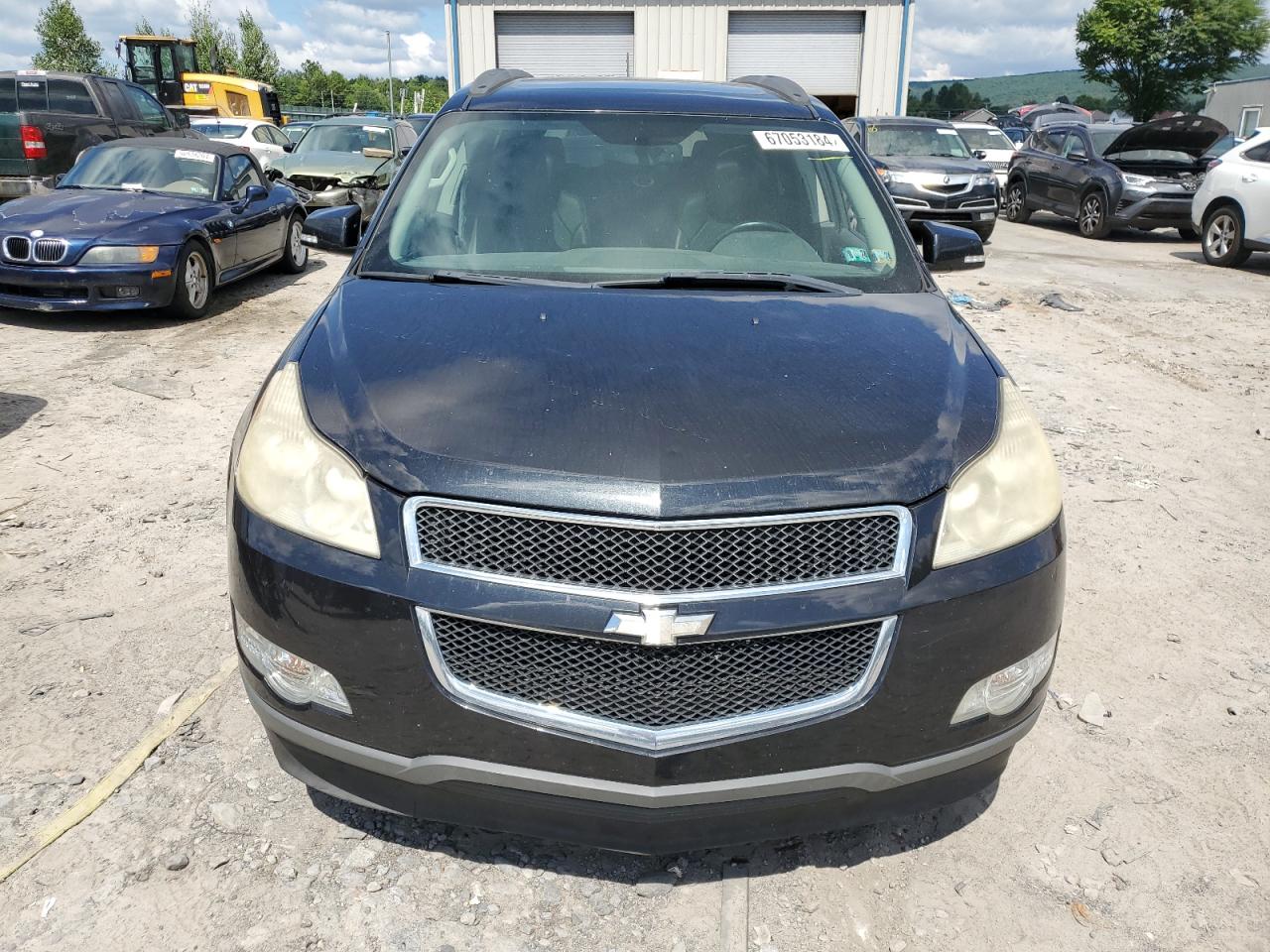 1GNKVJED4BJ131142 2011 Chevrolet Traverse Lt