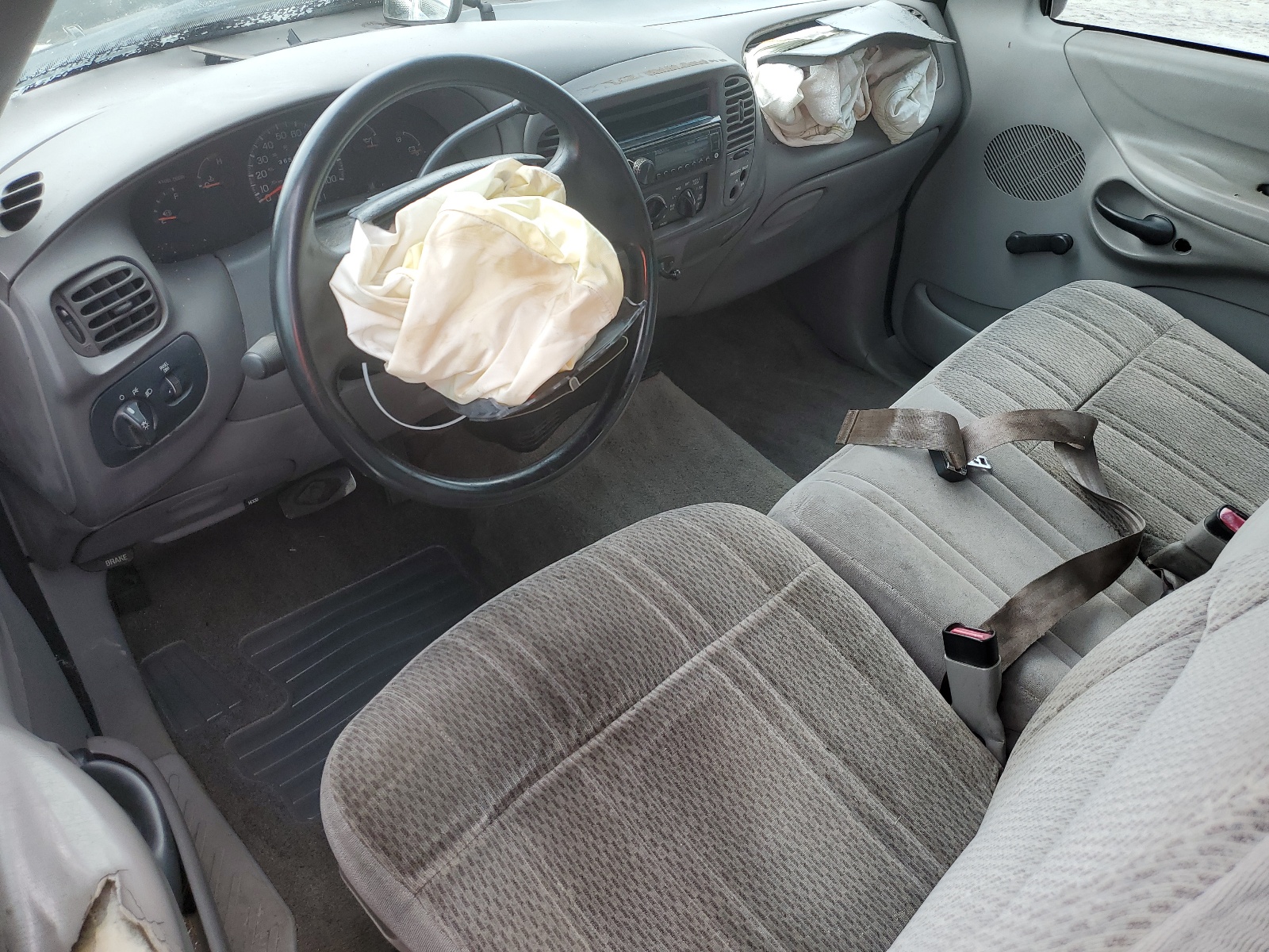 1FTZX0723WKA99159 1998 Ford F150